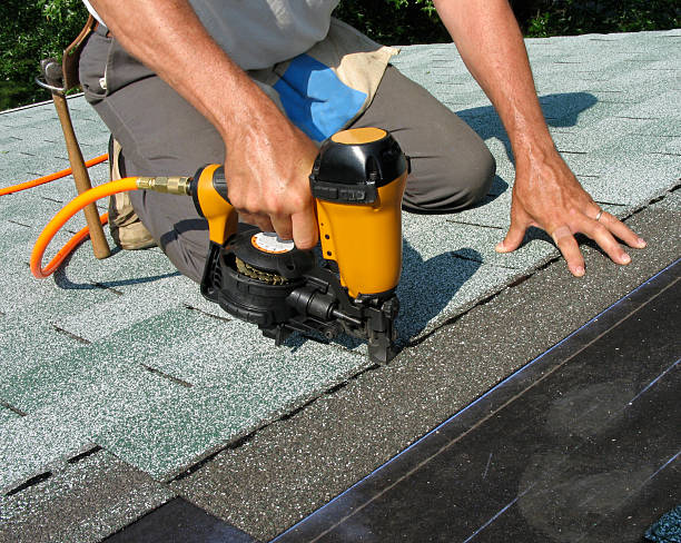 Best Emergency Roof Repair  in Montrose, VA